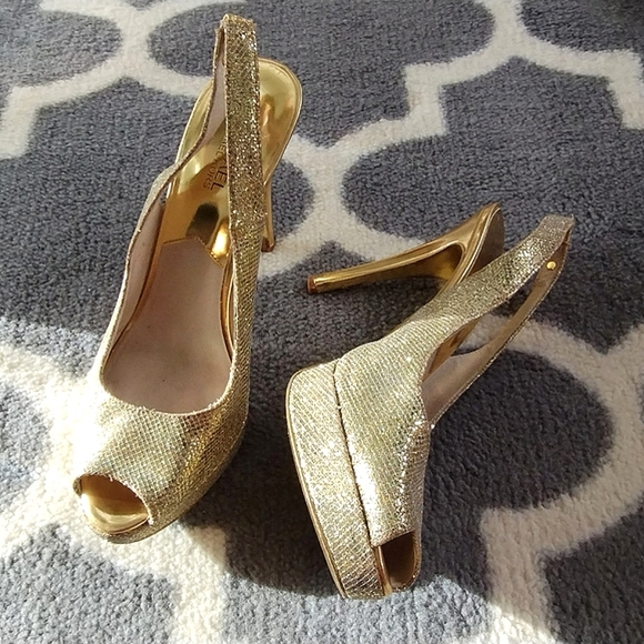 Michael Kors "York" Gold Glitter Peep Toe Slingbacks - Picture 6 of 15